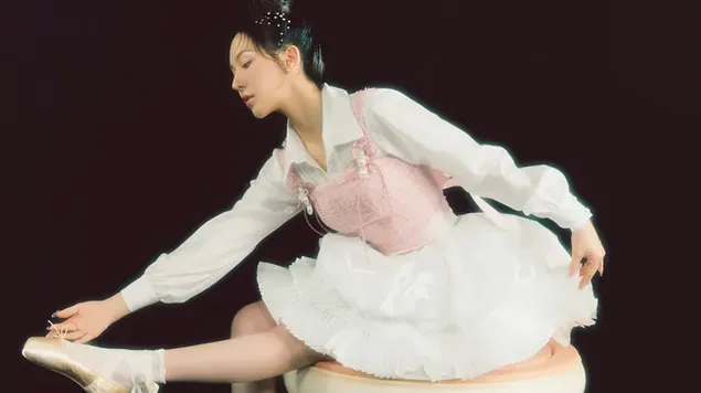 Páipéar balla 'Wendy' le Red Velvet mar Rinceoir Ballerina - 'Feel My Rhythm' MV Photoshoot4K