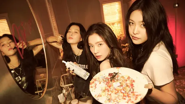Red Velvet 的 Yeri with Irene & Seulgi - Birthday Odd Recipe MV Shoot 4K 壁紙