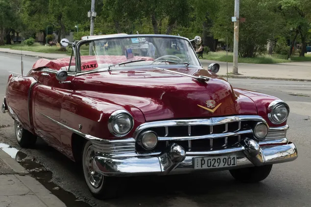 Retro rode Cadillac Eldorado cabriolet uit 1954 4K achtergrond