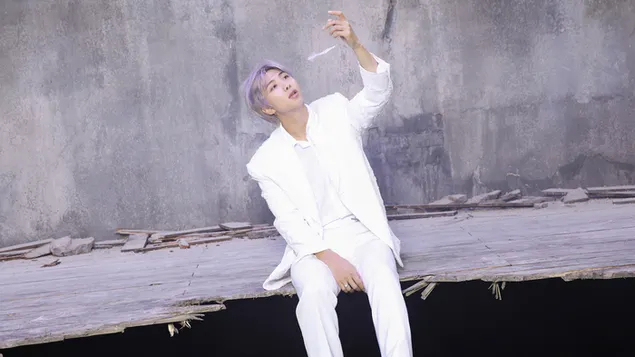 rm [rap monster] a 'map of the soul: 7' shoot (2020) cimu filmben a bts-tol (bangtan boys) letoltes