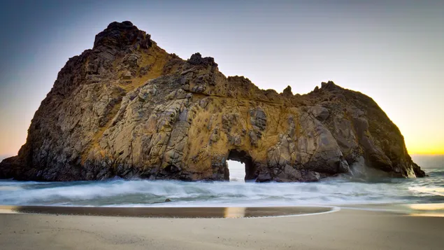 Páipéar balla Carraig san aigéanHD