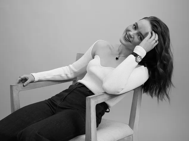 Sadie Sink | Happy Diamonds Campaign Shoot 4K wallpaper