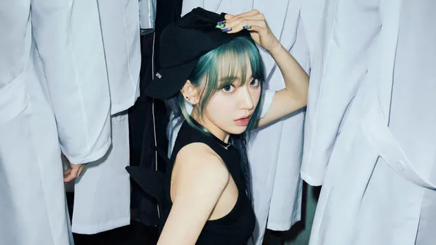 le sserafim - easy album (compact ver.) cwalyeongeseo 'sakura' daunrodeu