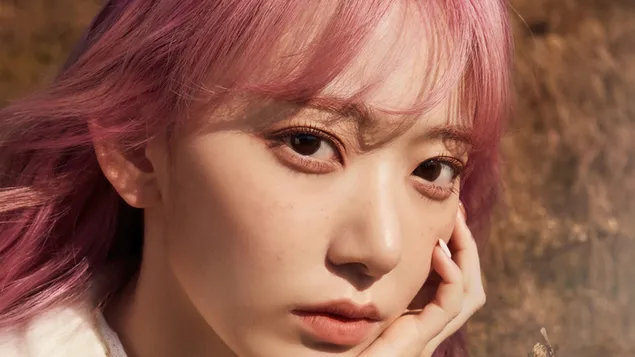 Tapeta Sakura v MV 'One Reeler Color of Youth' od IZ*ONE (K-popová kapela) 4K