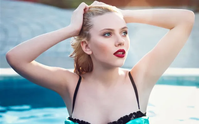 Bibir merah seksi Scarlett Johansson HD wallpaper