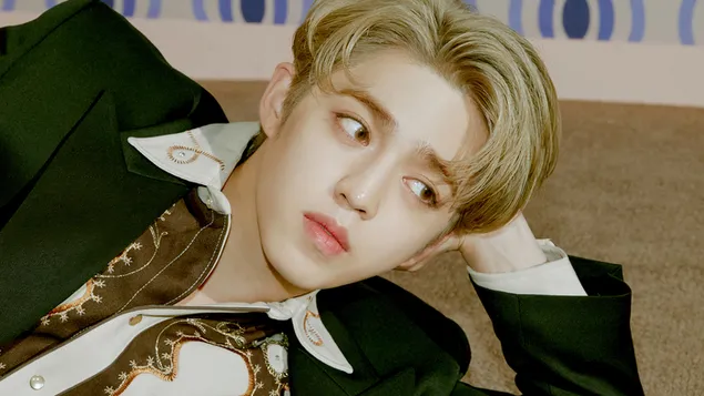 S.Coups هفده | صفحه اصلی؛ اجرای MV Shoot (آلبوم ویژه نقطه ویرگول) کاغذدیواری  4K