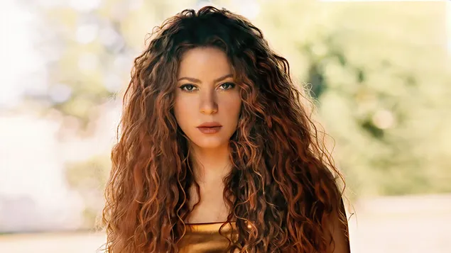 夏奇拉 (Shakira) - 《Vogue》墨西哥版拍摄 4K 壁纸