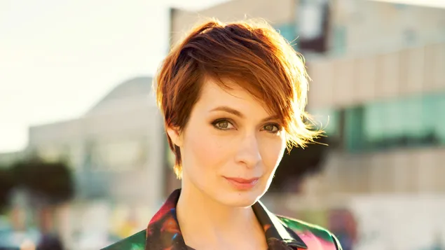 Short haired felicia day