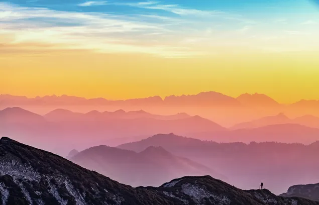 Silhouette der Berge 4K Hintergrundbild