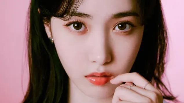 'sinb' z viviz- profile photoshoot brgyry khnyd