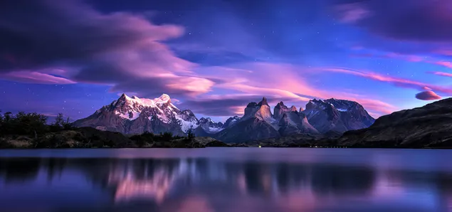 Snowy mountains and clouds reflected in the lake 2K wallpaper