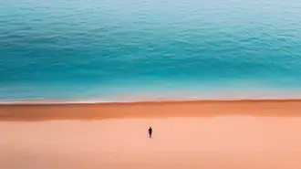 고요한 해안의 고독 8K 배경화면