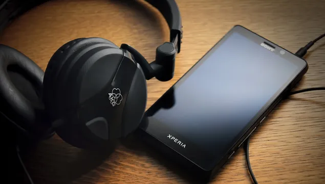 Sony Xperia & AKG Headphones