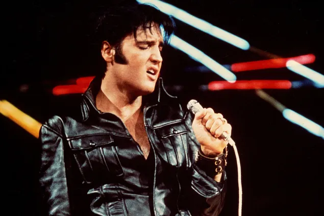 Hình nền Hình ảnh sân khấu của Elvis Presley, được toàn thế giới gọi là 'Vua nhạc Rock'n Roll' hay đơn giản là vua 2K