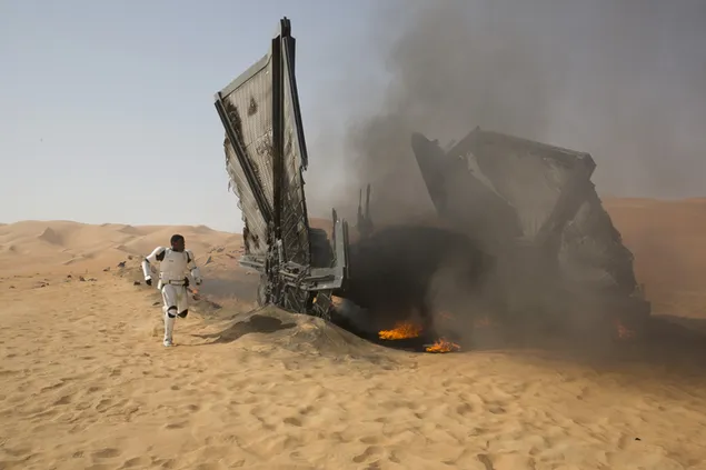 星球大战第七集：原力觉醒，逃离毁灭 4K 壁纸