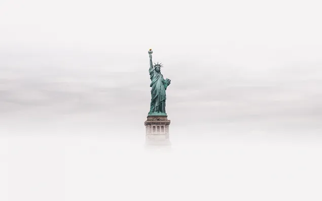 Patung Liberty di Kabut (AS-New York) 2K wallpaper