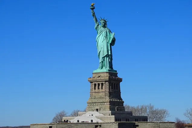 Estàtua de la Llibertat - NY baixada