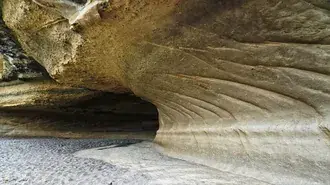 Val de piatră 4K imagine de fundal