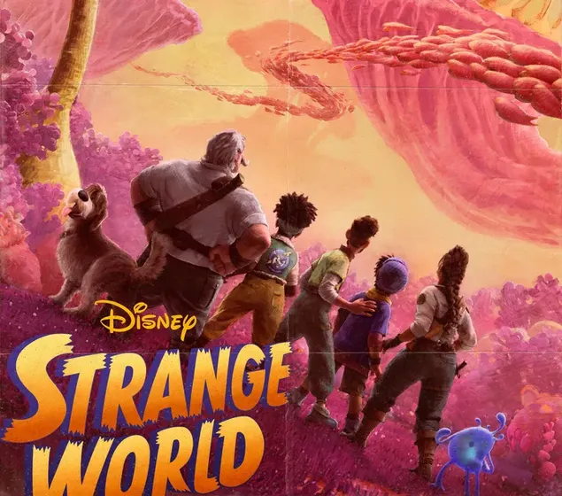 Strange World, farbenfrohes Poster mit animierten Filmfiguren der Familie 2K Hintergrundbild