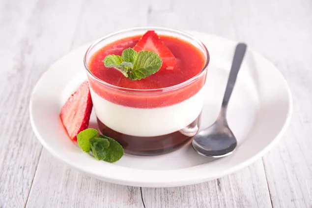 Jus Lapis Strawberi 4K kertas dinding