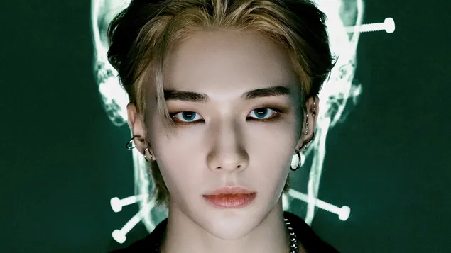 stray kids 'hyunjin' - shooting maniac mv (album strano). scarica