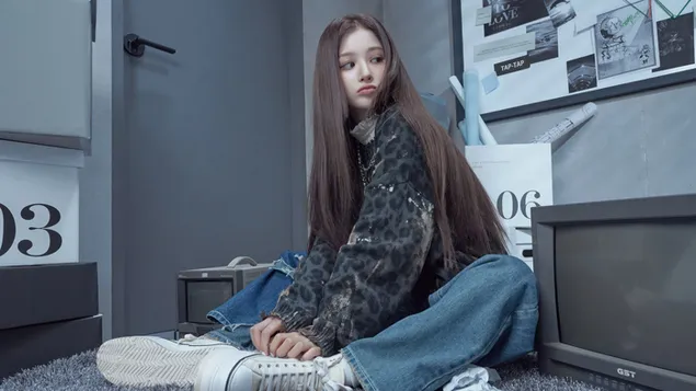 NMIXX 설륜 (Kpop Band) | Love Me Like This MV Shoot (Expergo 앨범) 4K 배경화면