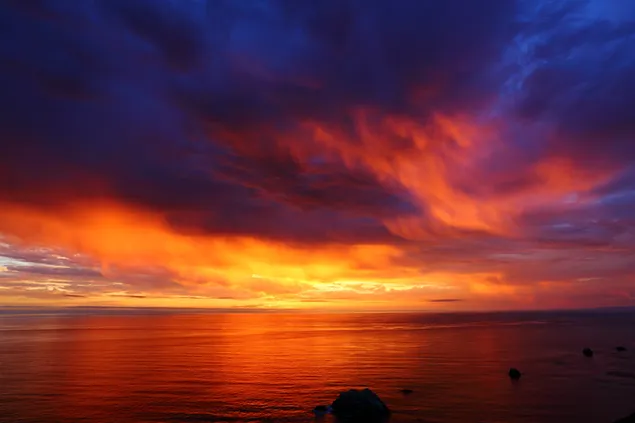 Sunset horizon colors