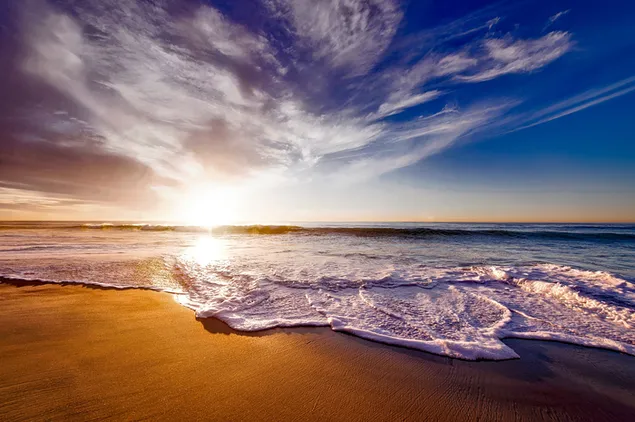 захід сонця на пляжі завантажити