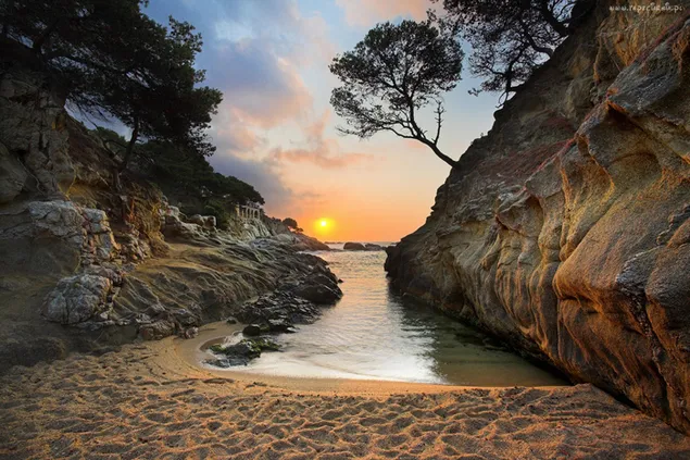 ギリシャの海岸に沈む夕日 HD 壁紙