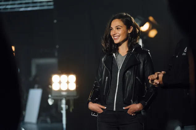 Süßes Lächeln 'Gal Gadot' herunterladen