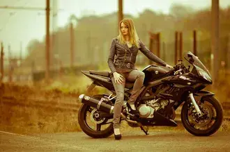 Tapeta Suzuki SV 1000 S černá 2K