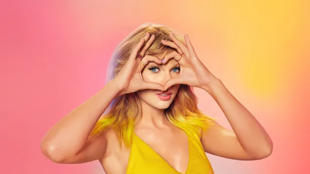 Taylor swift hand heart download