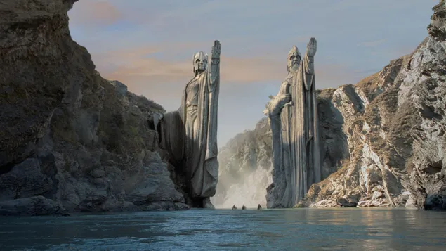 The Gates of Argonath - The Lord of The Rings: The Fellowship of the Ring
