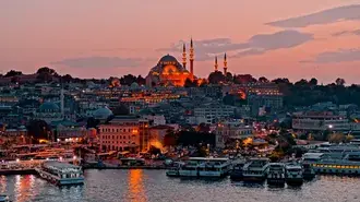 gun batiminda tarihi ayasofya camii ve yolcu tekneleri indir