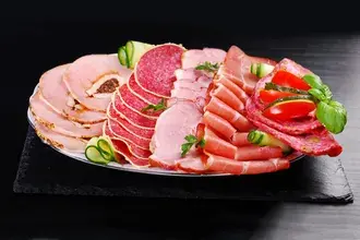 ピンクと赤のおいしい肉の薄切り 4K 壁紙
