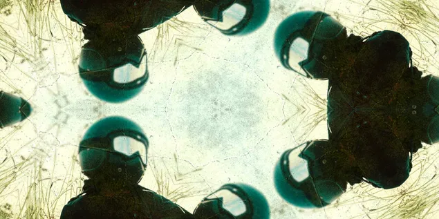 Üç kask 4K duvar kağıdı