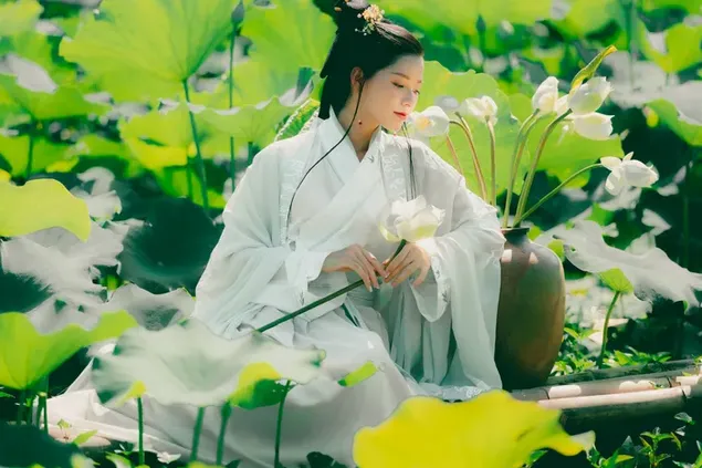 전통적인 아시아 여자 6K 배경화면