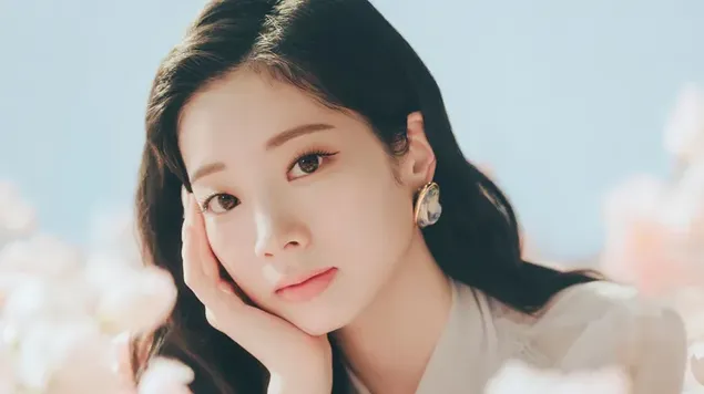 ดาฮยอน TWICE ในอัลบั้ม 'Formula of Love: OT3 (Blue Concept)' 4K วอลเปเปอร์