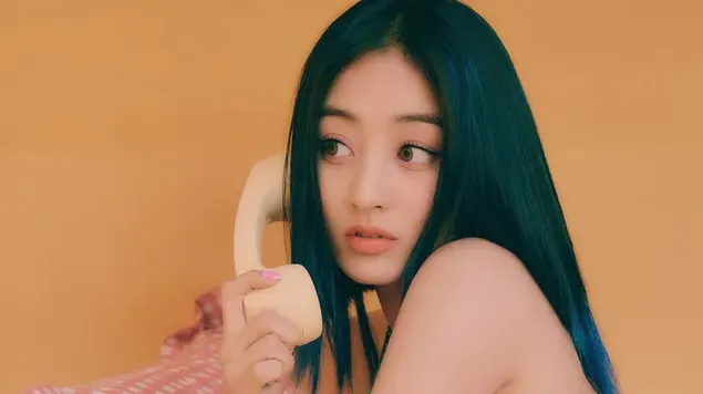 Jihyo של TWICE ב-'Talk that Talk' MV (קונספט 2) צילומי תמונות 4K טפט