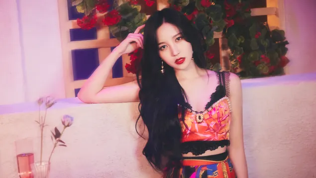 TWICE's Mina MV fotosesijā bez alkohola (2021) 4K fona tapete