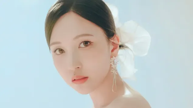 TWICE《愛的方程式：OT3（藍色概念）》專輯拍攝 4K 壁紙