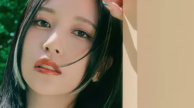 מינה של TWICE ב-'Talk that Talk' MV Photoshoot 4K טפט