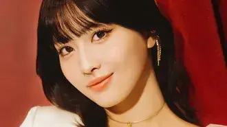 Momo von TWICE im MV-Shooting „Perfect World“ (2021) 4K Hintergrundbild