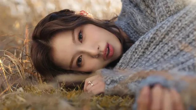 twice's sana - 'i got you' mv shoot download