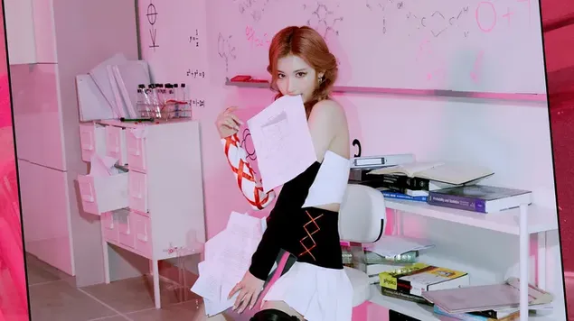 ซานะ TWICE ในอัลบั้ม 'Formula of Love: O+T=<3 (Break It Ver.)' 4K วอลเปเปอร์