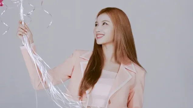 TWICE《爱的方程式：OT3 (Full of Love Ver.)》专辑写真 4K 壁纸