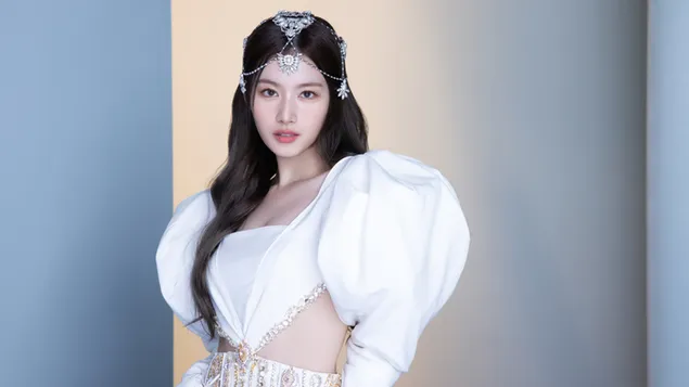 TWICE's Sana | Xhirimi i rimorkios së hapjes së MiSaMo 4K sfond