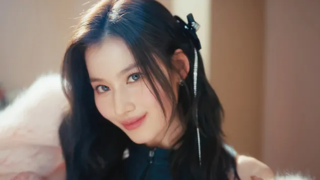 TWICE's Sana | Set Me Free MV Shoot 4K sfond