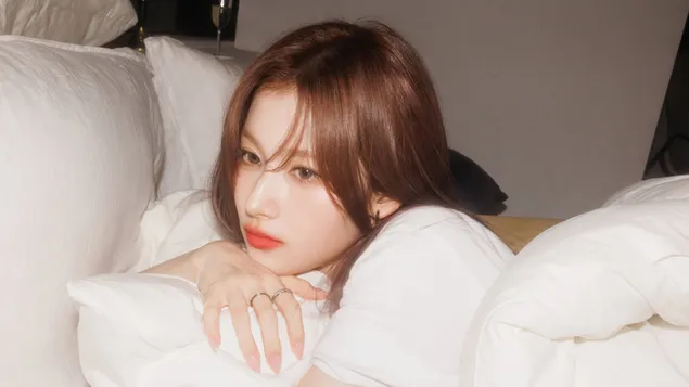 xhirimi i albumit te twice's sana - 'with you-th' shkarkim