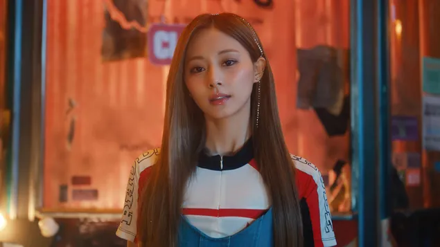 'Tzuyu' של TWICE ב-Set Me Free M/V Shoot 4K טפט